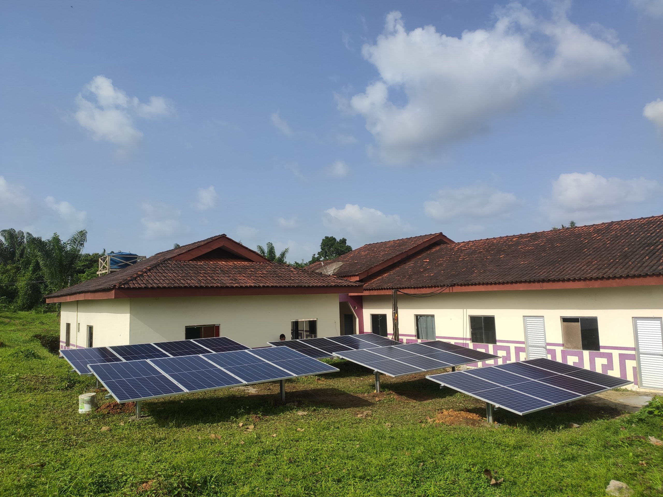placas solares nas aldeias